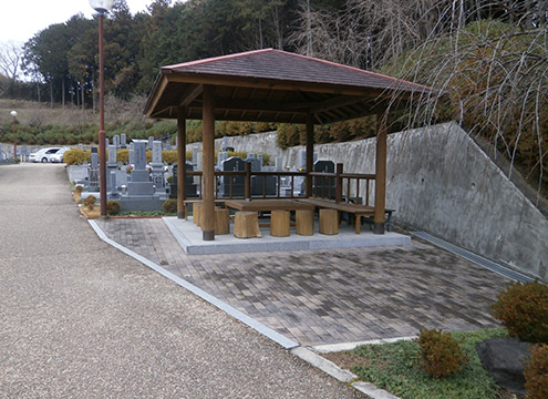 壺阪山霊園