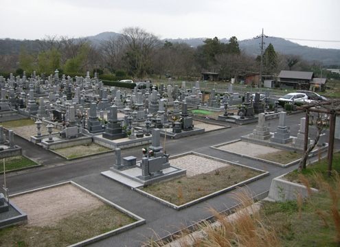 伯耆町町営公園墓地
