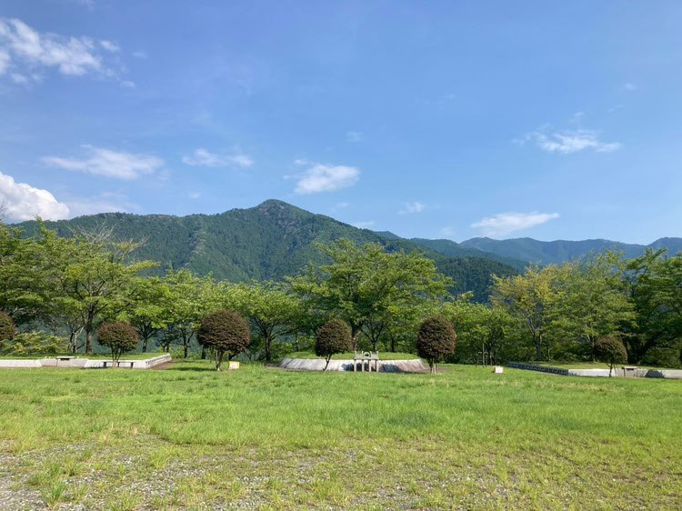 奥多摩霊園