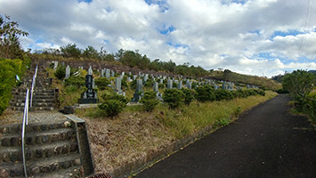 豊川市営　金沢墓園