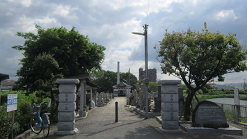 浜寺船尾霊園