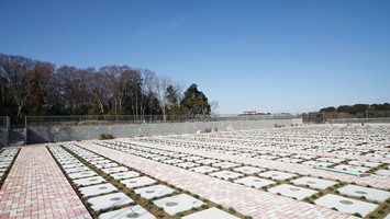 メモリアルパーク緑の丘