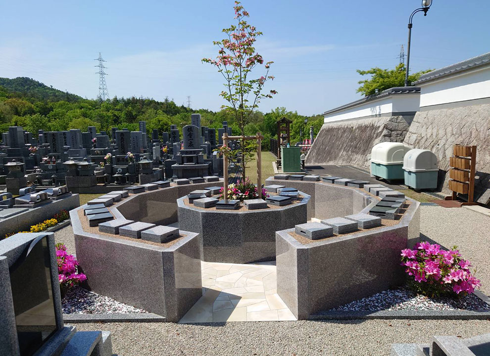 薬師院　沼田墓苑　樹木葬「樹花」