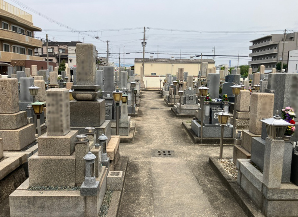 矢田冨田町墓地