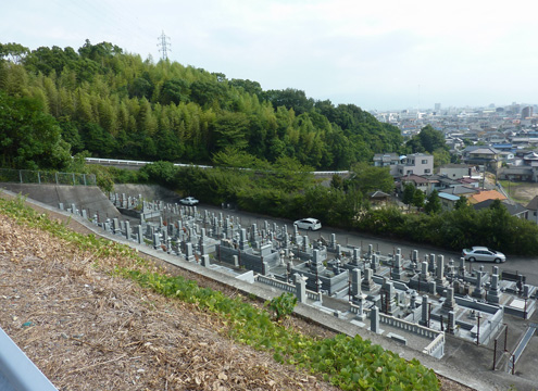 松山市営　北斎院墓地