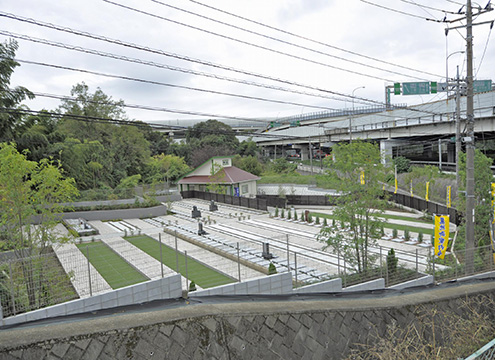 川口中央霊園