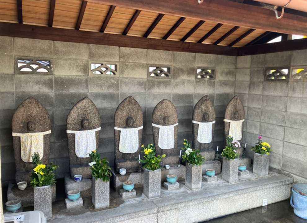 三津屋霊園