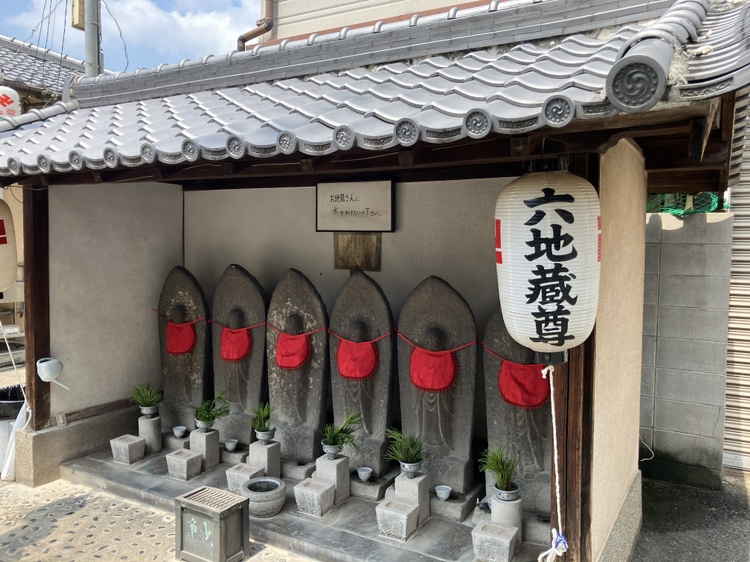 岩田墓地
