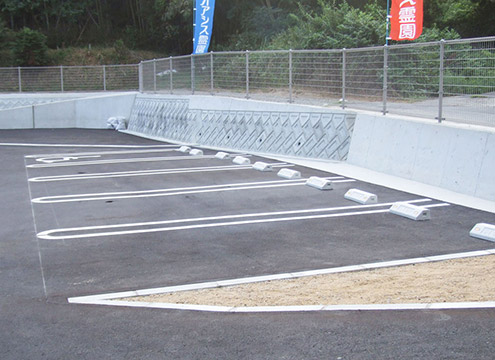 オアシス霊園　滝　永代供養墓