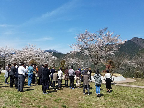 奥多摩霊園　家族永代供養「さくら」 