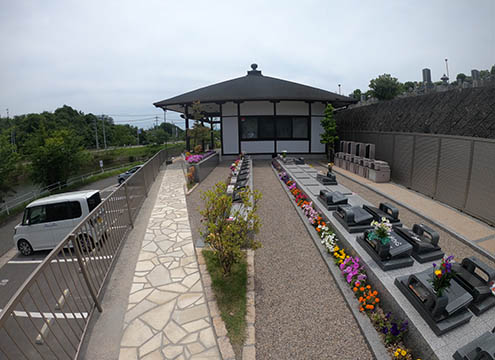 セミタリーパーク寺家　樹花