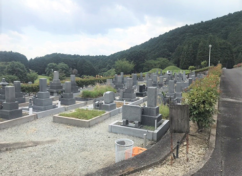 葛城市霊苑