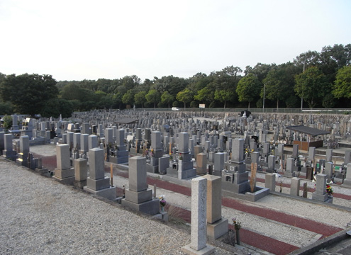 曹流寺墓苑(平和公園内)