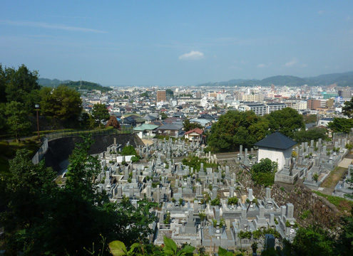 松山市営　宝塔寺境外墓地