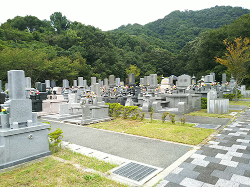 嘉麻市営　山田白馬霊園