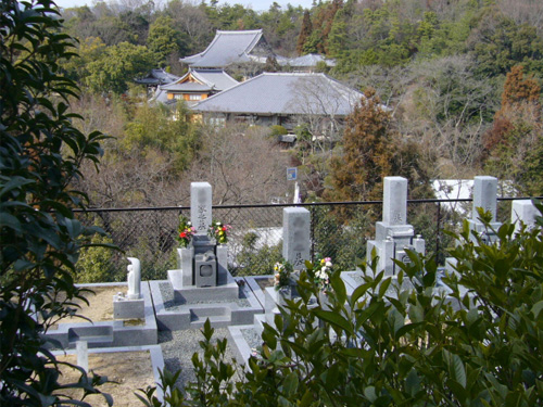 真龍寺霊園