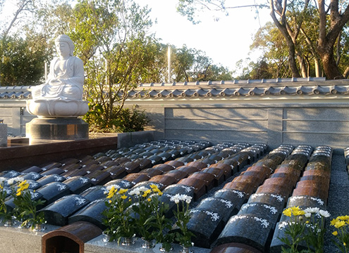 齢延寺墓地　永代供養墓