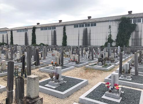 野洲市 六条共同墓地