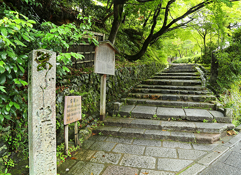 あだし野念仏寺