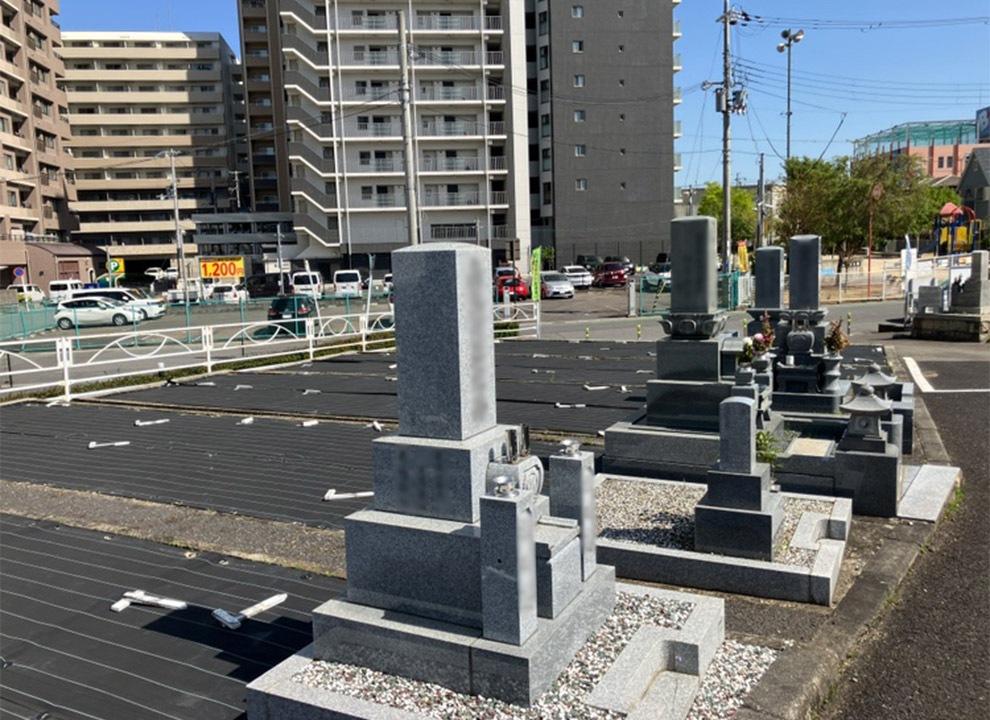 野路岡田墓地