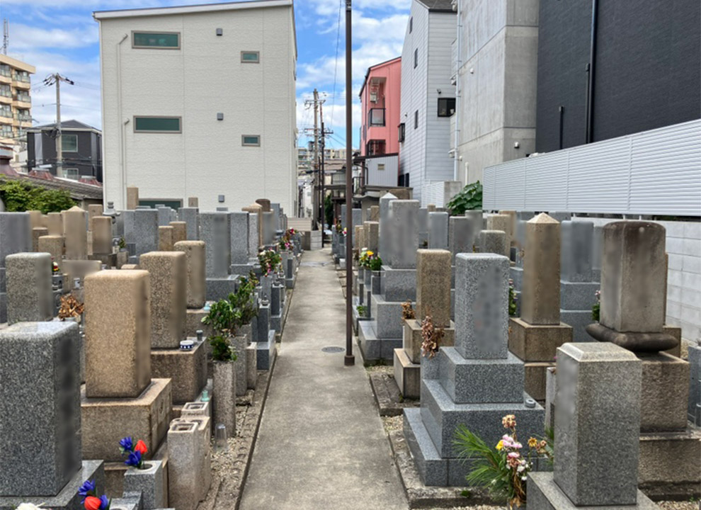 諸口共同墓地