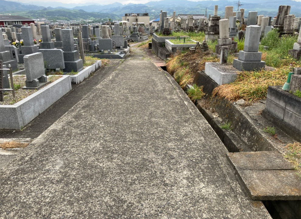 五條市営新墓地（西岡墓地）