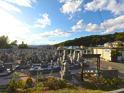 府中山田墓苑 納骨堂