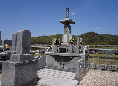座王平墓苑　永代供養墓