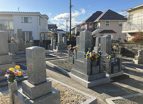 今宿川向墓地