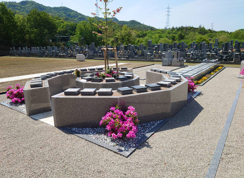 薬師院　沼田墓苑　樹木葬「樹花」