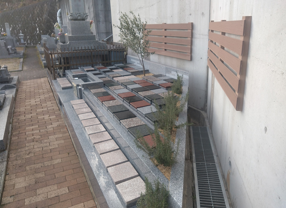 空城山墓苑　樹木葬そらのオリーブ