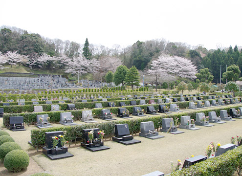 成田市営 いずみ聖地公園