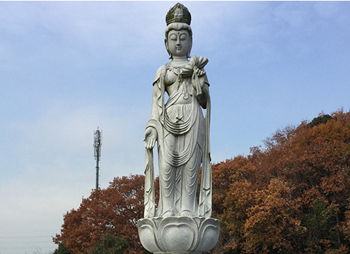 南部丘陵墓苑