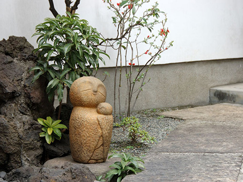 浅草法泉寺墓苑