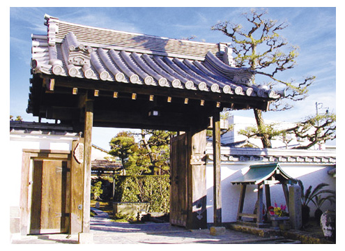 薬薗寺霊園