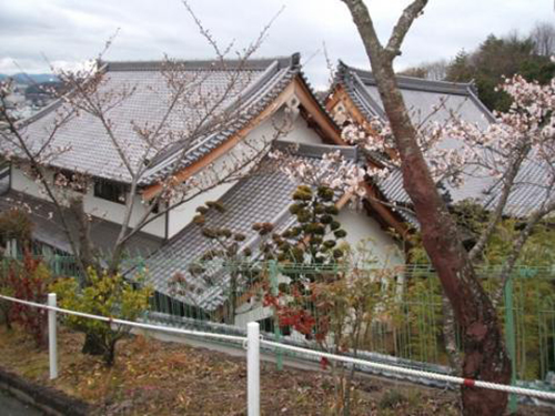 城ヶ丘墓地公園