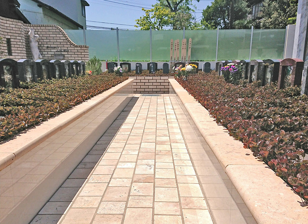 市川サールナートガーデン