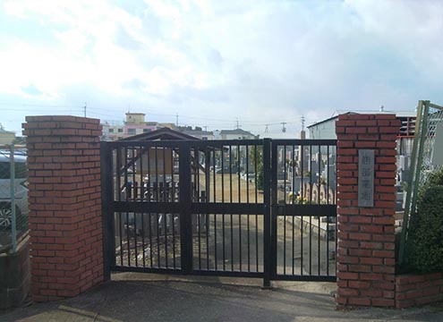 勝部墓地