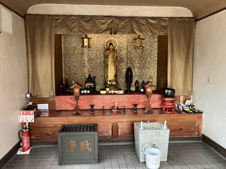 岩田墓地