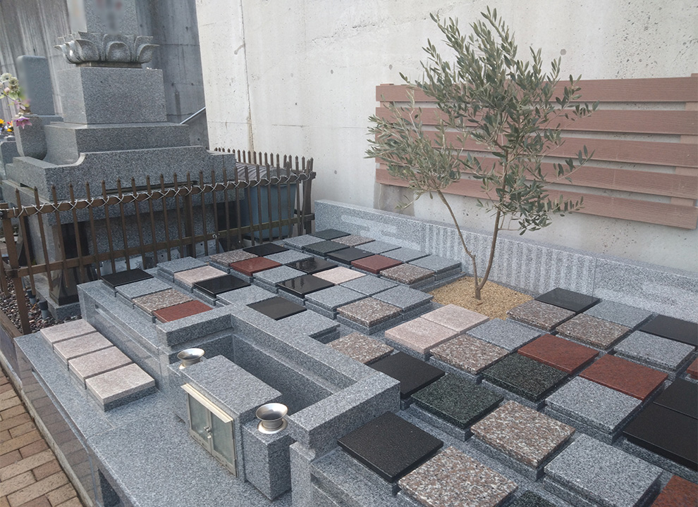 空城山墓苑　樹木葬そらのオリーブ