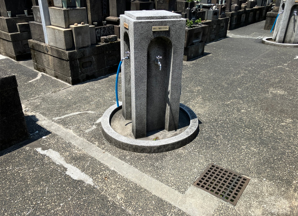 真行院墓所